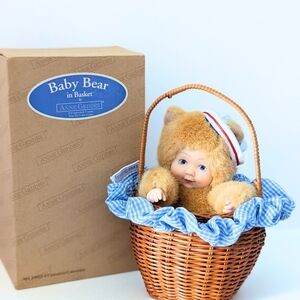 Anne Geddes Baby Bear in Basket - Brown and Blue